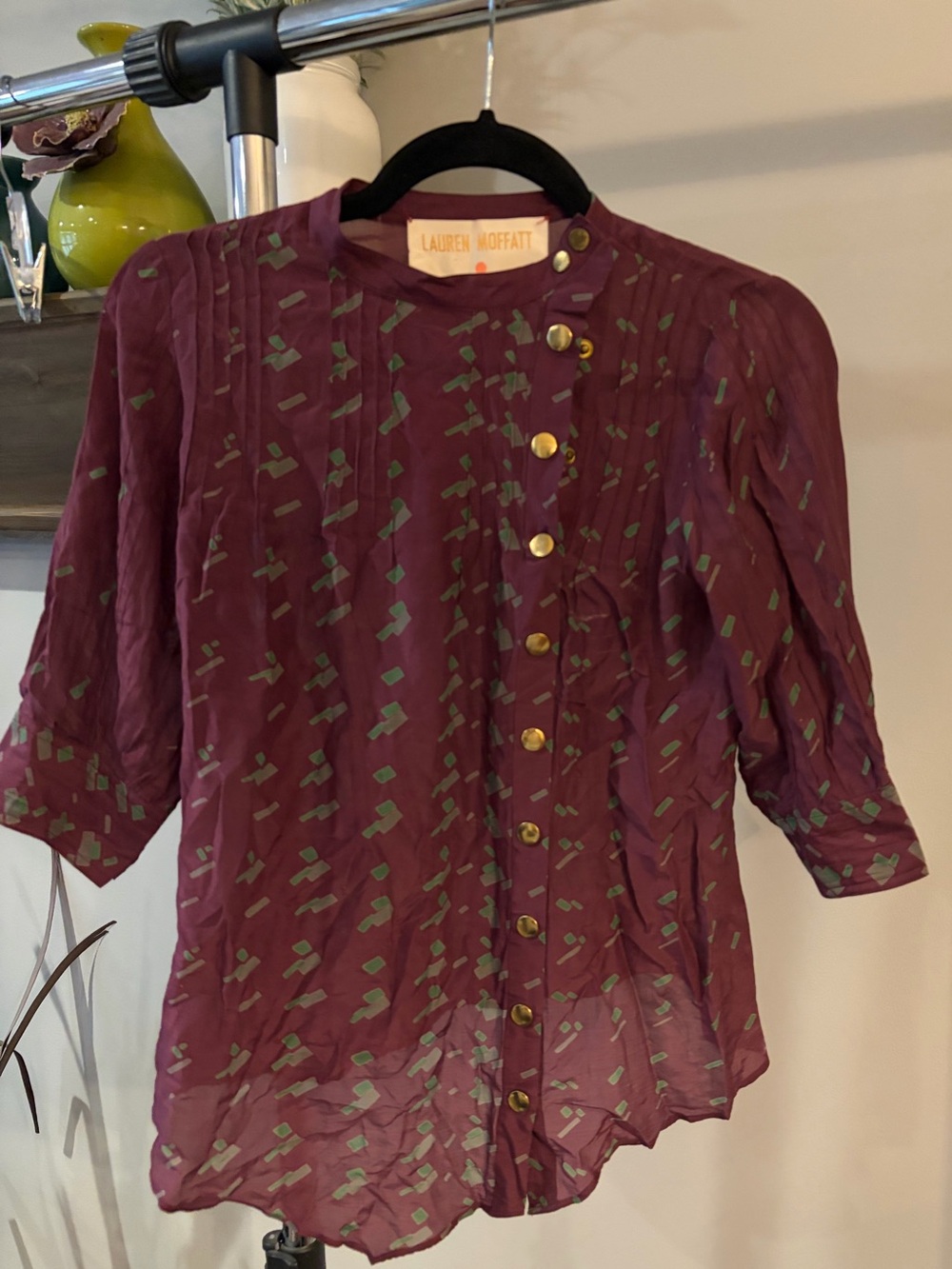 Lauren Moffatt Plum Blouse with gold snaps Women’s size xs